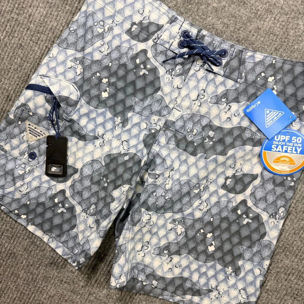 Columbia PFG Mens Blue Fish Scale Camo Board Shorts UPF 50 Size 34 Bottle Opener